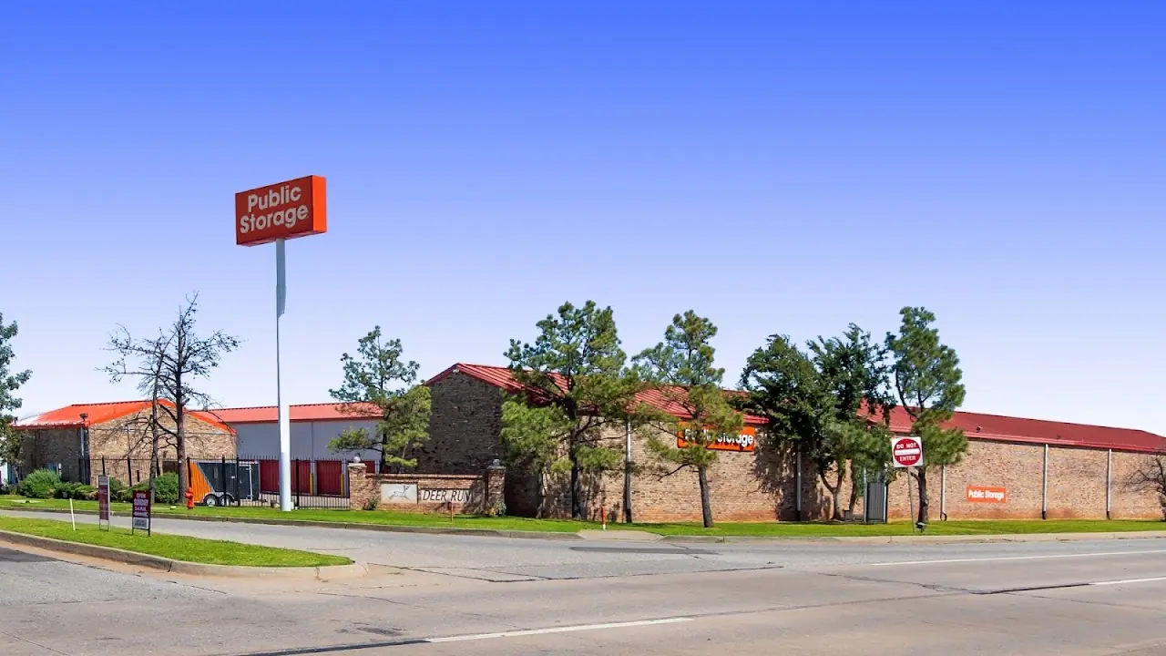 Public Storage, RV storage in Yukon