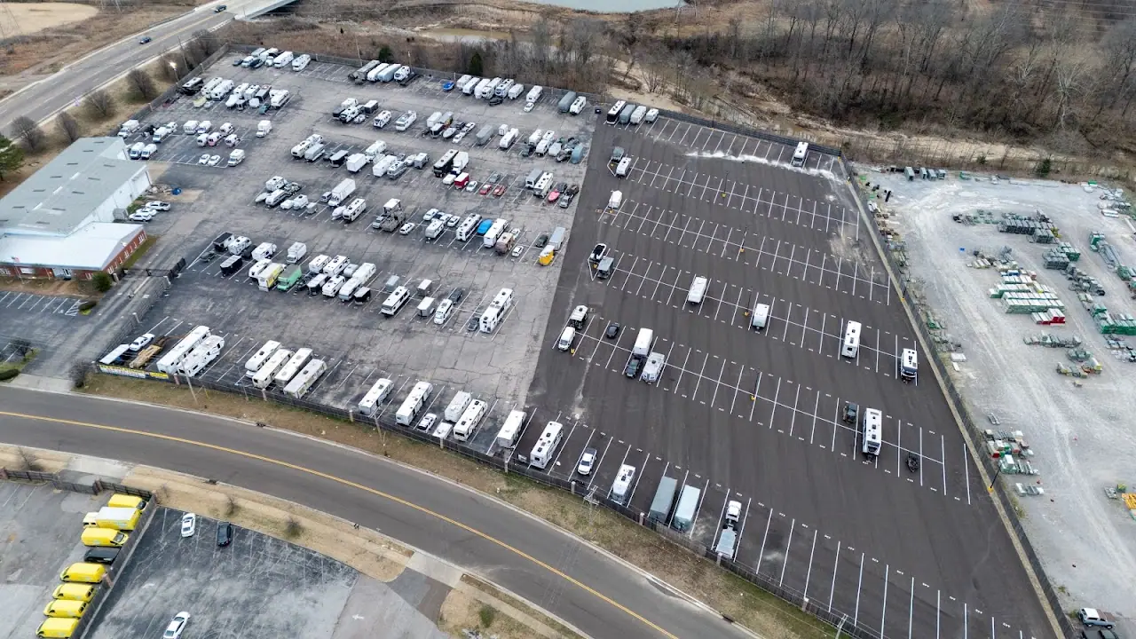 VIP Outdoor Storage, RV storage in Cordova
