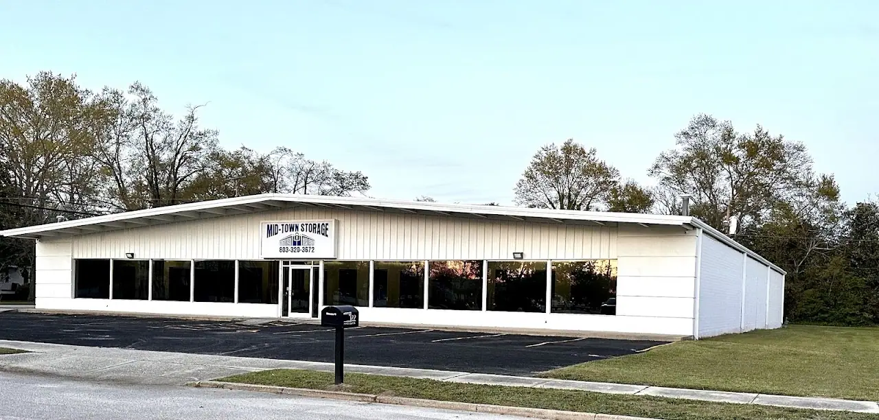 Mid-Town Storage, RV storage in Kershaw