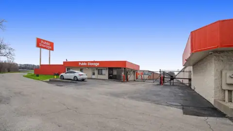 Public Storage photo 2