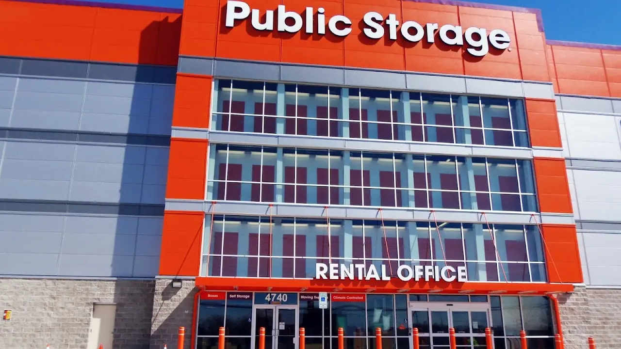 Public Storage, RV storage in Dallas