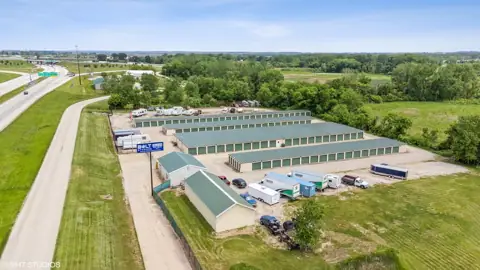 Bolt Storage in East Moline, IL