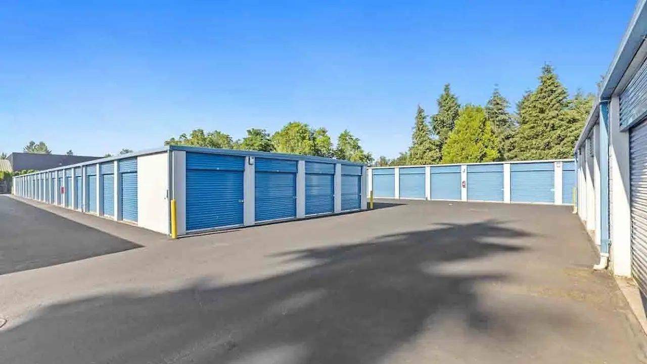 FreeUp Storage Salem Glen Creek, RV storage in Salem