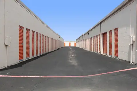 Public Storage photo 3