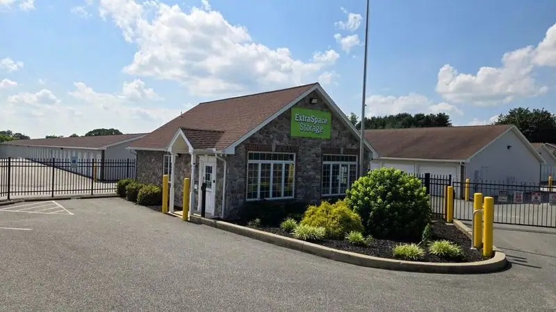 Extra Space Storage, RV storage in Red Lion