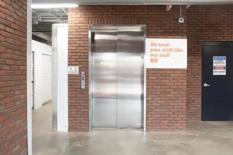 Public Storage photo 2