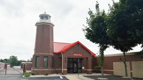 Public Storage in Westland, MI