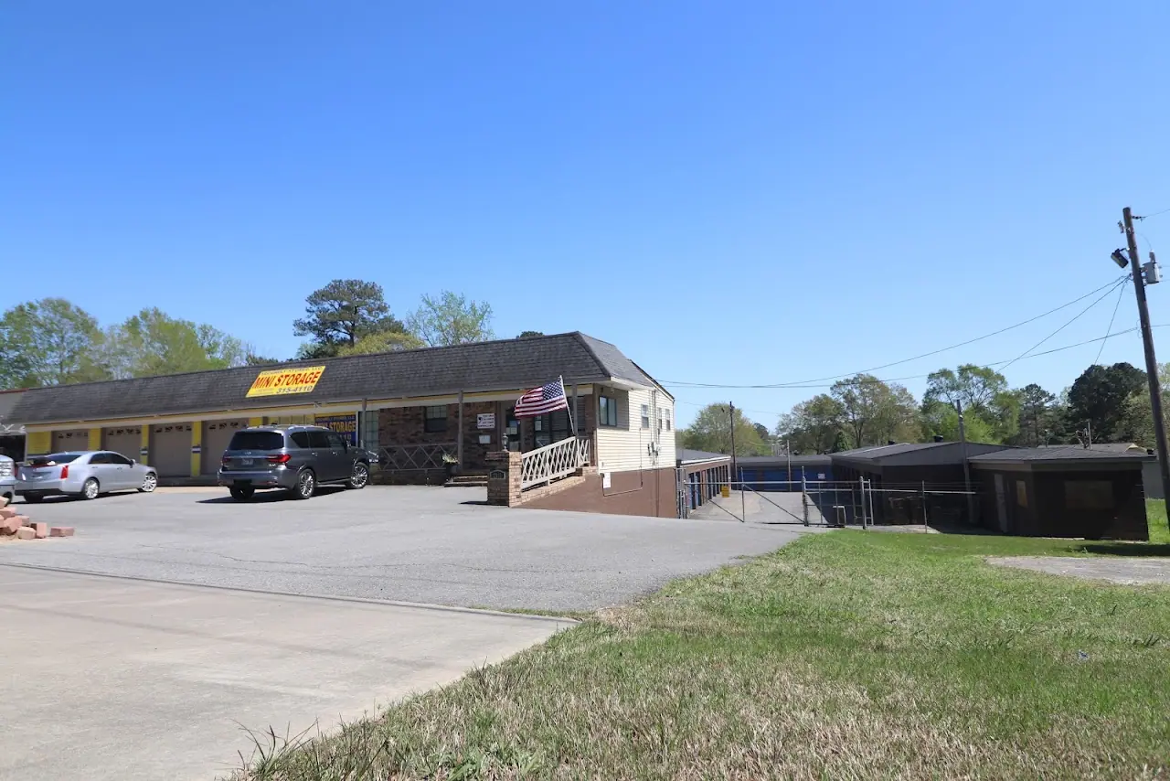 Securely Stored Mini Storage LLC, RV storage in Benton