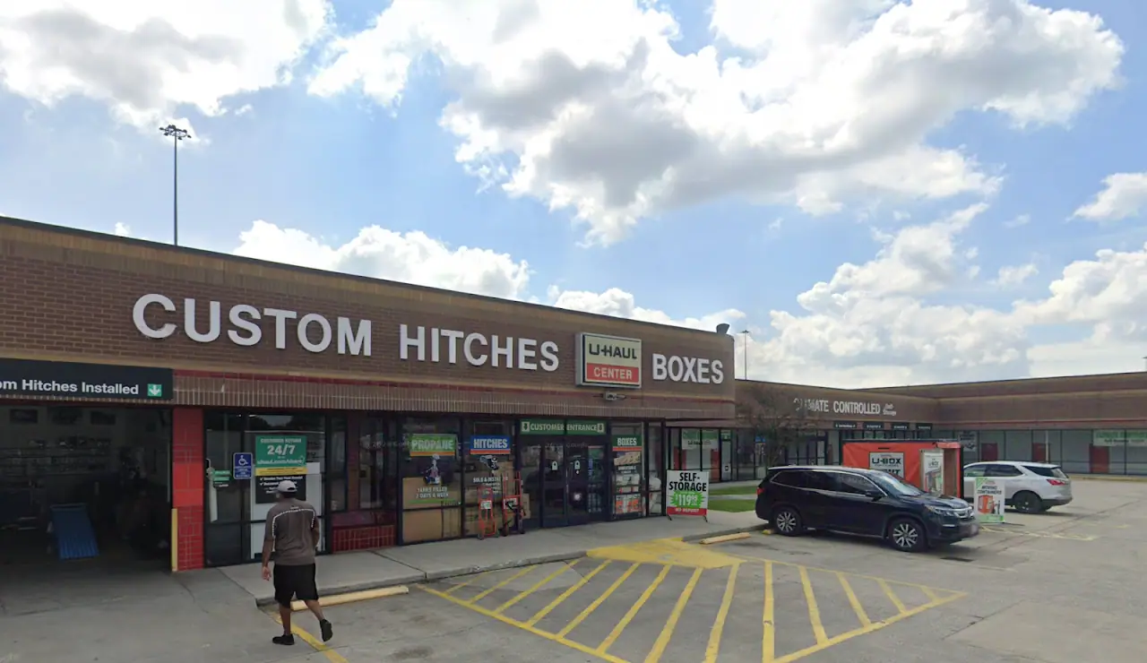 Self-Storage at U-Haul, RV storage in Spring