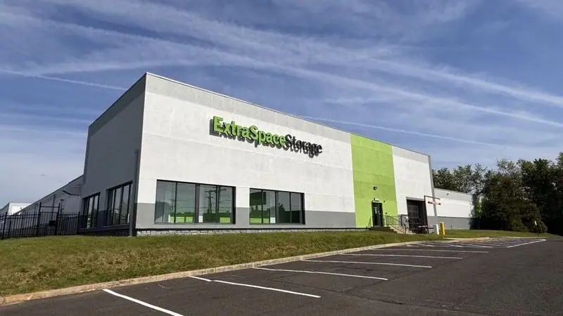 Extra Space Storage, RV storage in Warminster