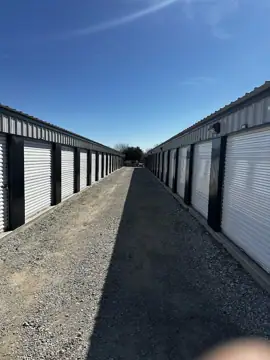 Overflow Garage photo 2