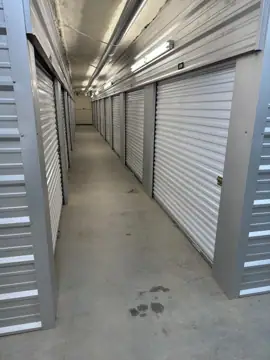 Overflow Garage photo 3