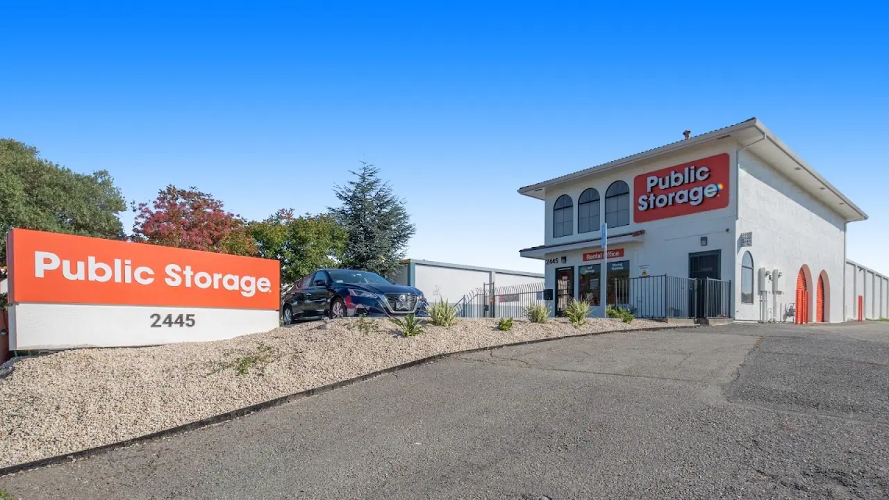 Public Storage, RV storage in Castro Valley
