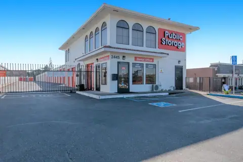 Public Storage photo 3