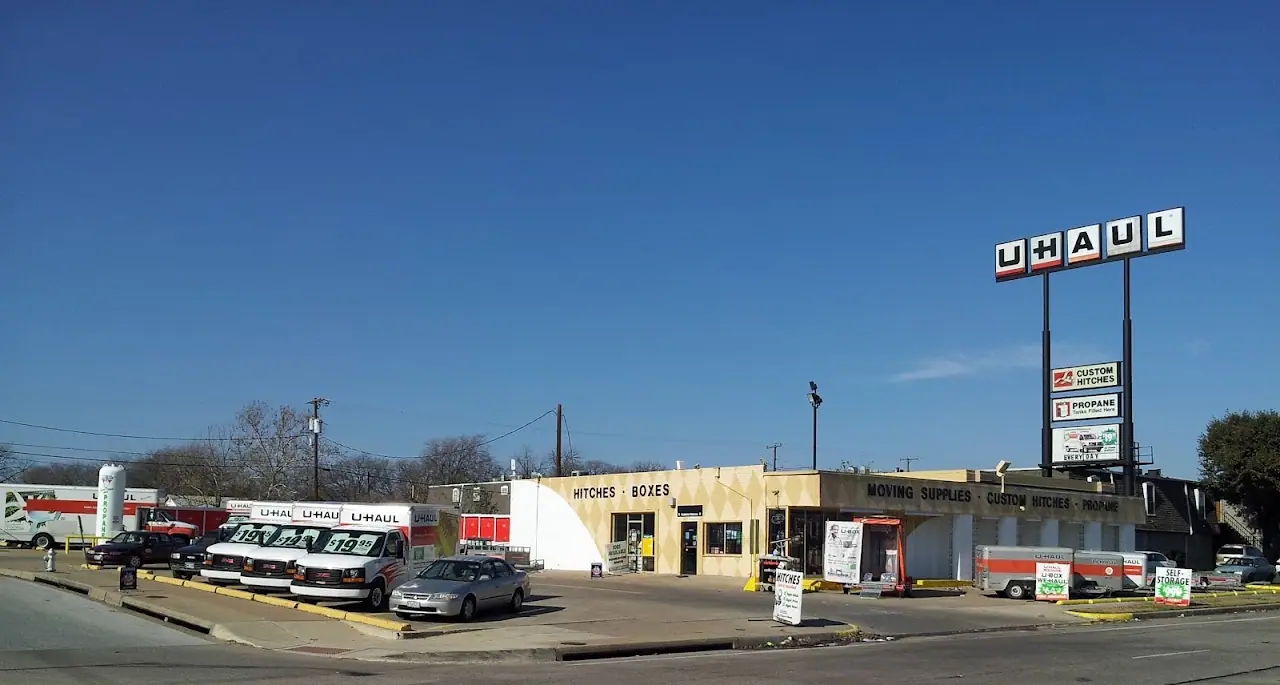 Self-Storage at U-Haul, RV storage in Fort Worth