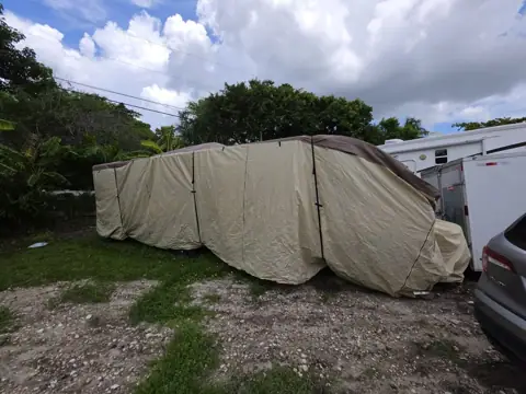 Neighbor RV & Boat Storage photo 2