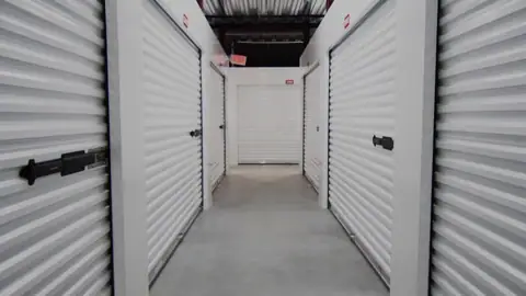 Storage King USA photo 3