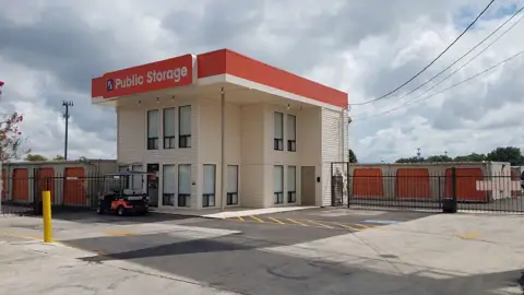 Public Storage photo 2