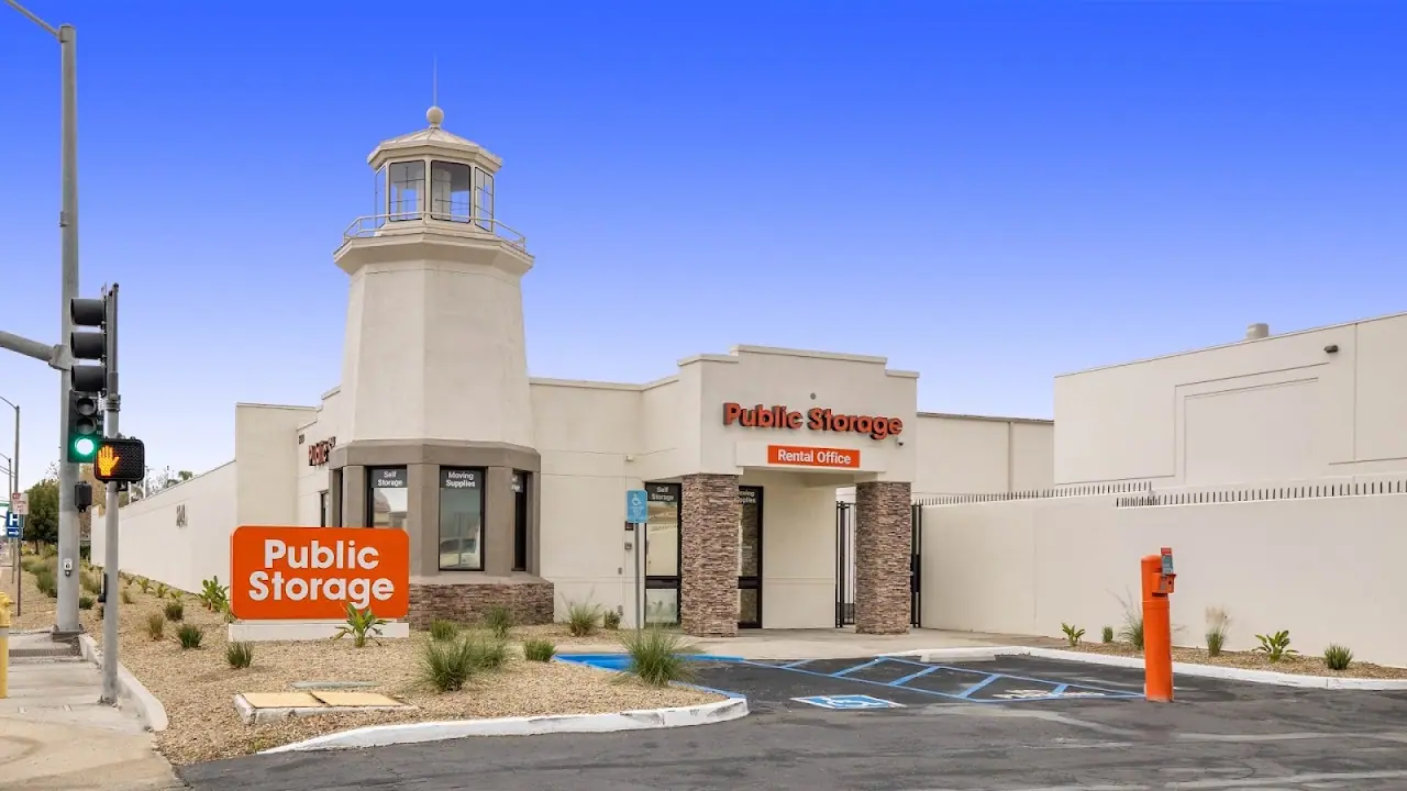 Public Storage, RV storage in Ontario
