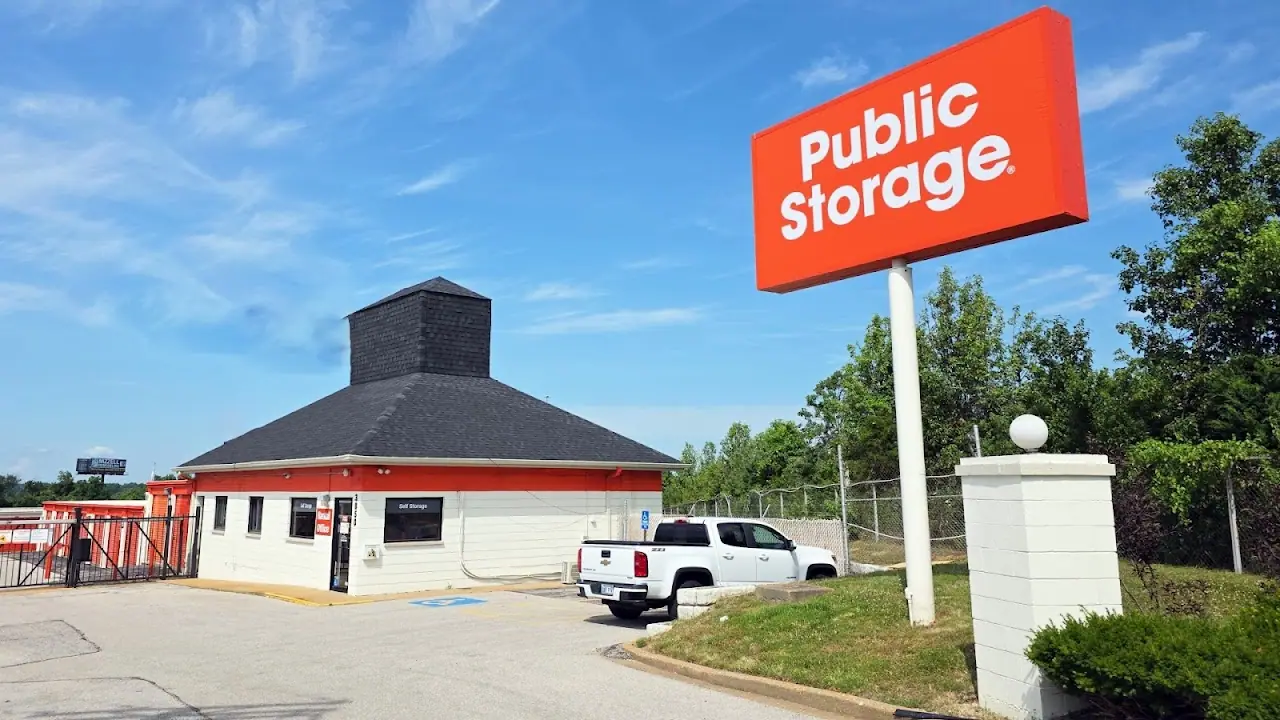 Public Storage, RV storage in St. Louis