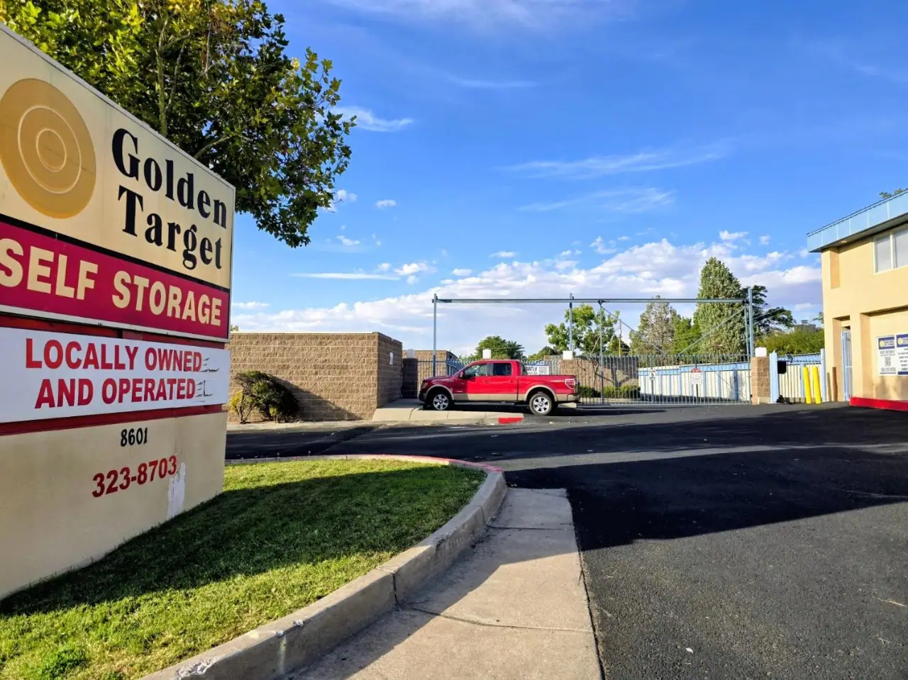 Golden Target Self Storage, RV storage in Albuquerque