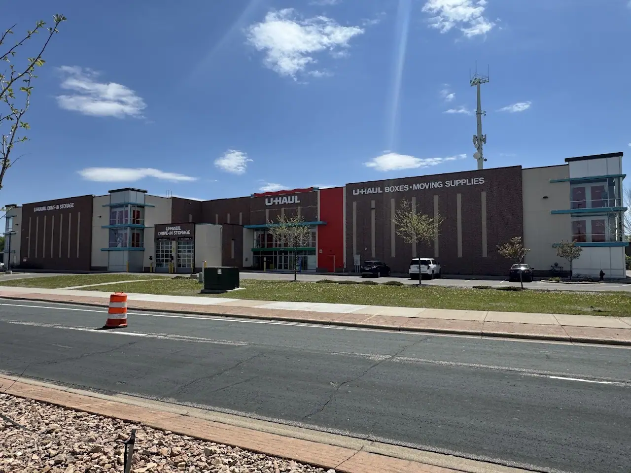 Self-Storage at U-Haul, RV storage in Bloomington