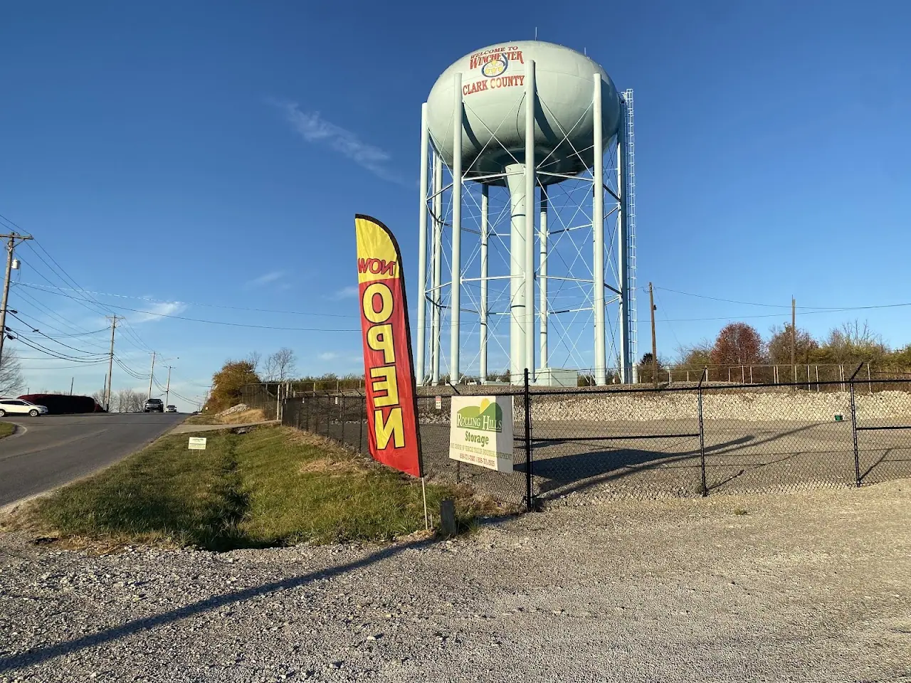 Rolling Hills Storage, RV storage in Winchester