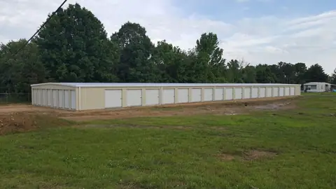 Higdon Economy Storage Unit photo 3