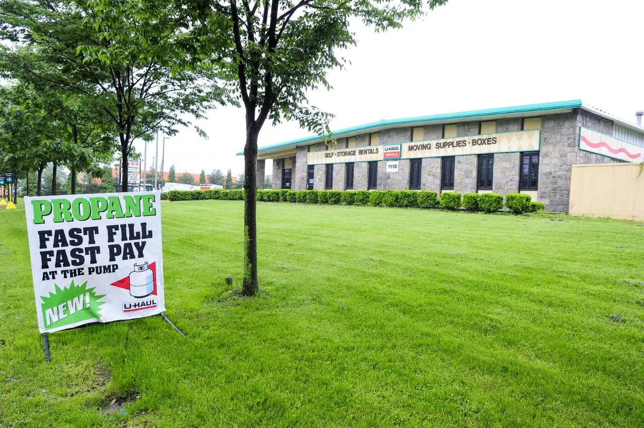 Self-Storage at U-Haul, RV storage in Holbrook