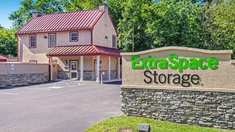 Extra Space Storage, RV storage in Medford
