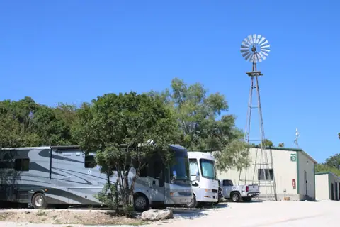 Crestway Parking & Storage in San Antonio, TX
