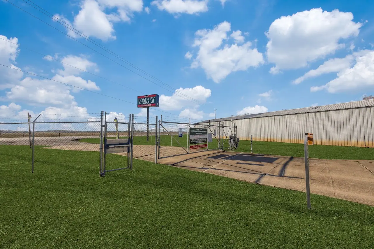 Nest Boat & RV Storage, RV storage in Angleton