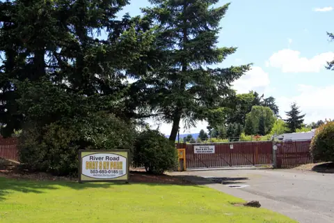 River Road Boat & RV Storage in Hillsboro, OR