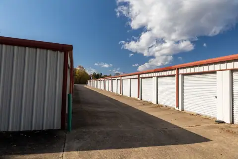 Mini Mall Storage - Clarksville photo 3
