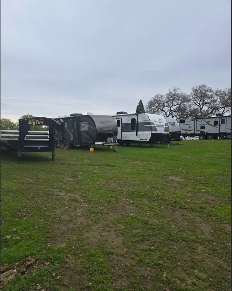 Lincoln RV & Boat Storage, RV storage in Lincoln