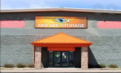 Airlake Storage photo 2