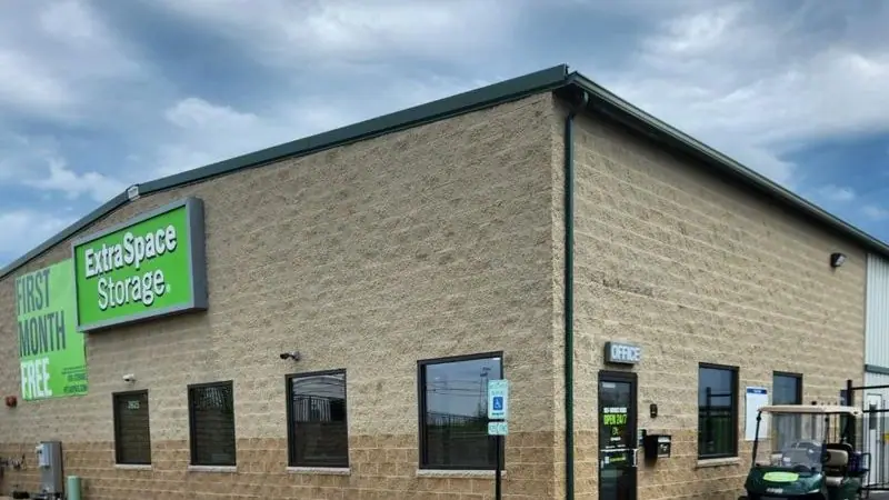 Extra Space Storage, RV storage in St. Charles