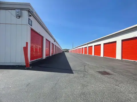 Public Storage photo 2
