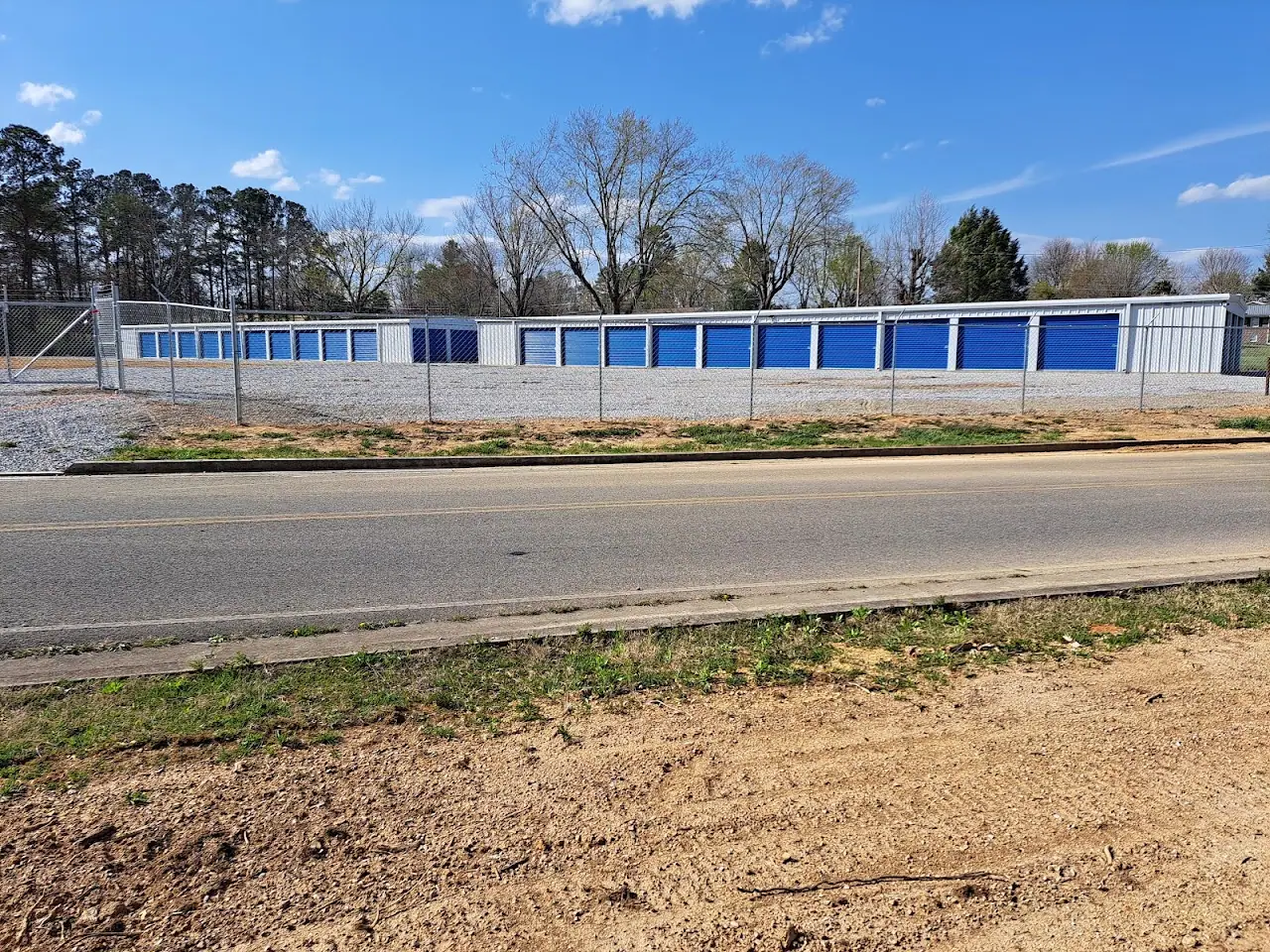 Garden Gate Mini Storage, RV storage in Madisonville