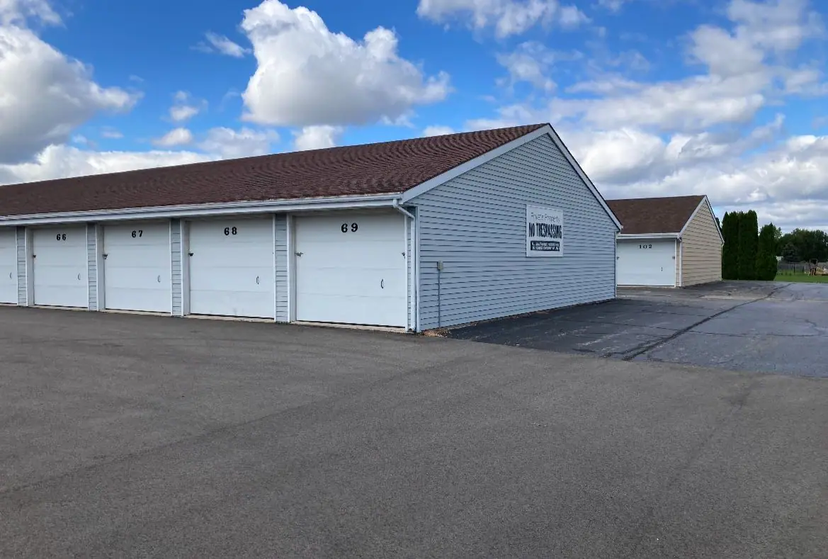 Eastside Storage, RV storage in Janesville