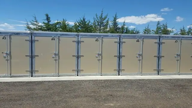 Cannonball Self Storage, RV storage in Wellington