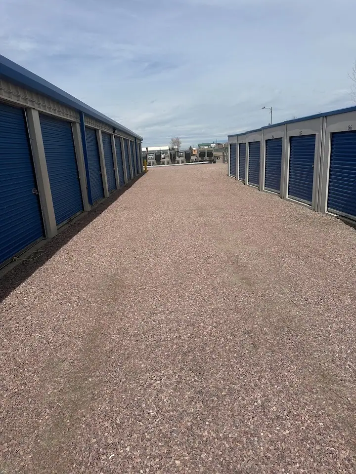 Blue Door Storage, RV storage in Tea