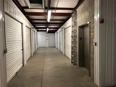 Public Storage photo 2