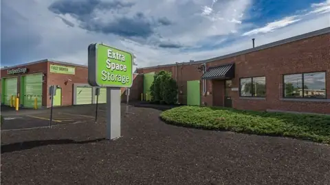 Extra Space Storage in Dedham, MA