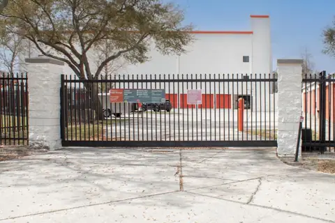 Public Storage photo 2