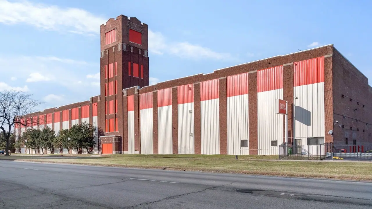 Public Storage, RV storage in Chicago