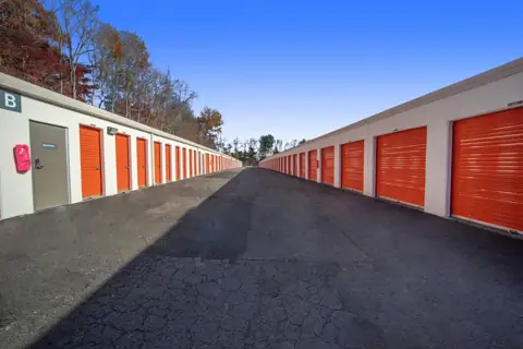 Public Storage photo 2