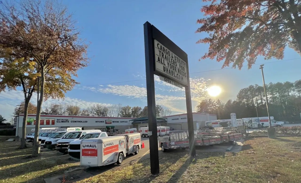 Self-Storage at U-Haul, RV storage in Manassas