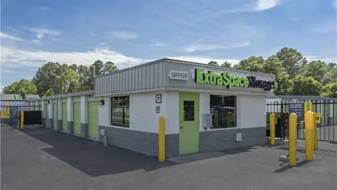Extra Space Storage in Charleston, SC