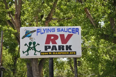Flying Saucer RV Park photo 2